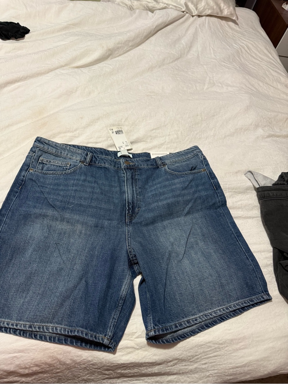 Denim Bermuda shorts NWT